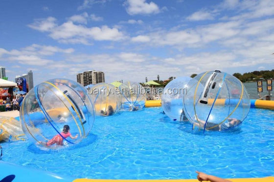 Bola Air Berjalan Tiup Warna-warni Untuk Kolam Renang Diameter 2m