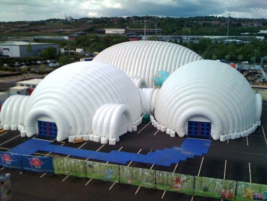 0.45mm PVC Inflatable Dome Tent Air Didukung Struktur Raksasa