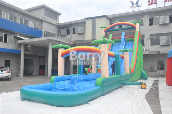 Komersial Jungle Tress Meledakkan Air Slide 0.55mm Bahan PVC